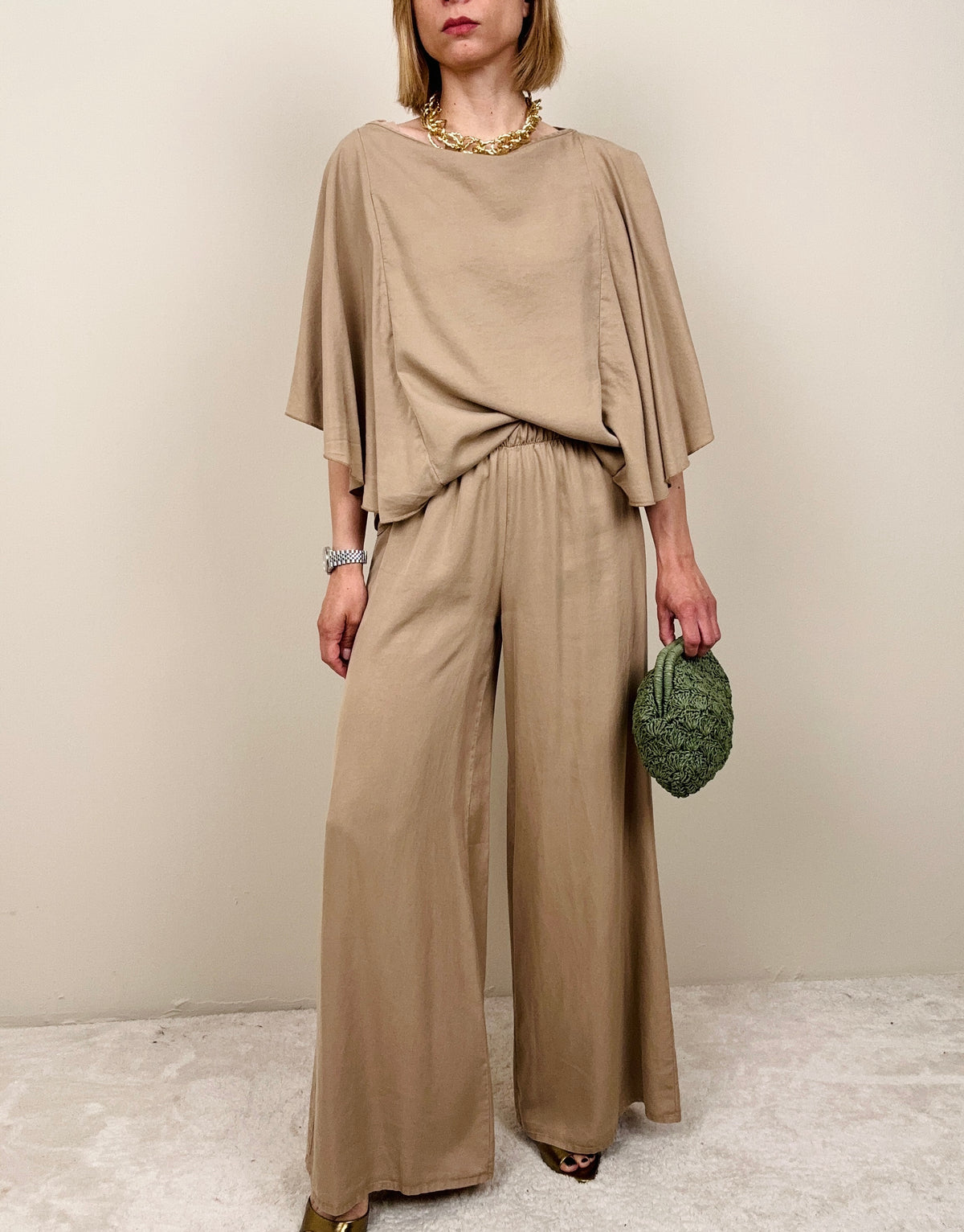 Pantalone scivolato in viscosa sabbia