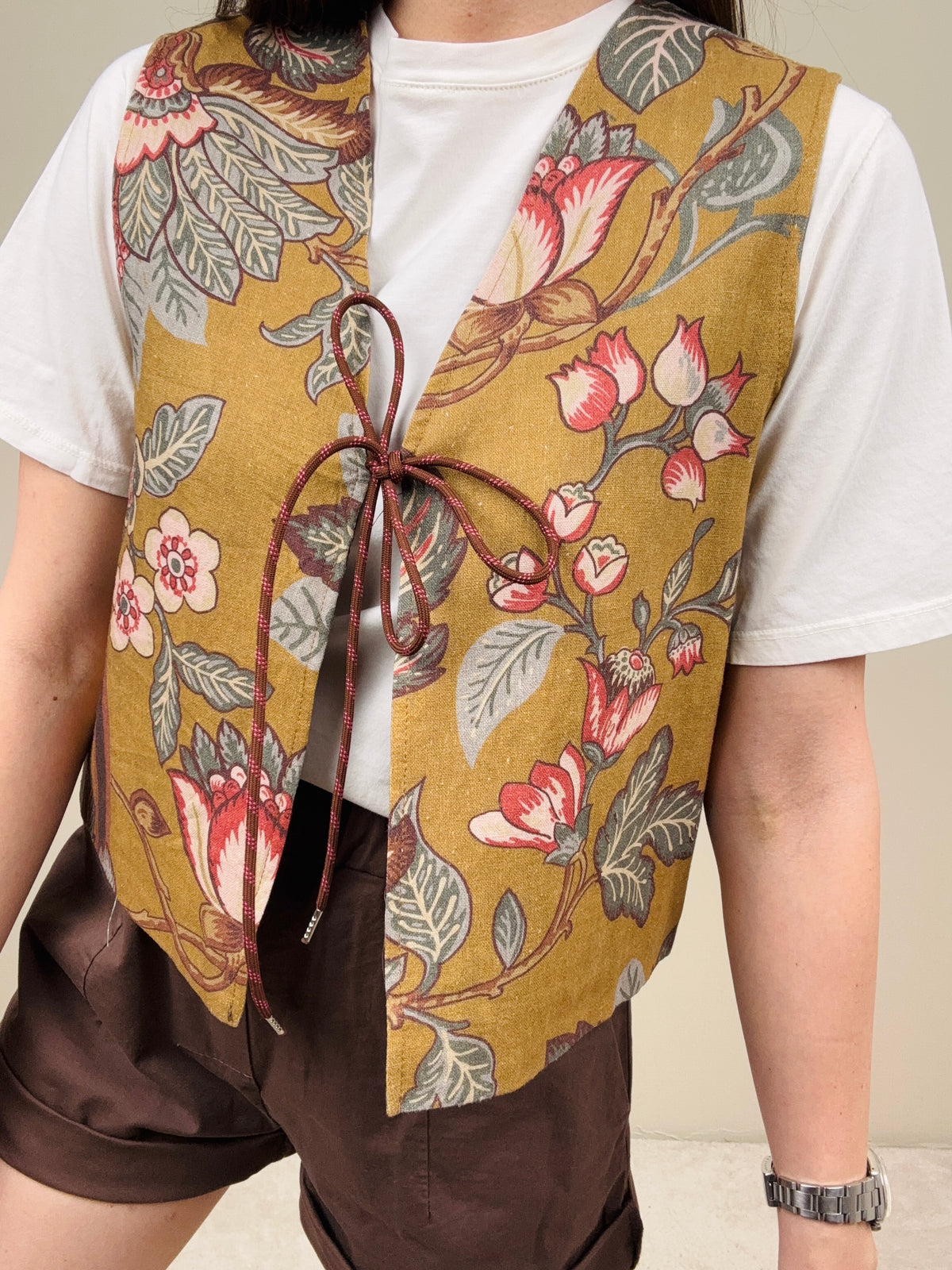 Gilet con laccetto