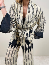 Kimono con fantasia geometrica