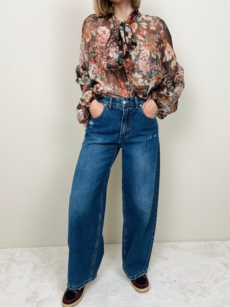 Jeans con gamba larga