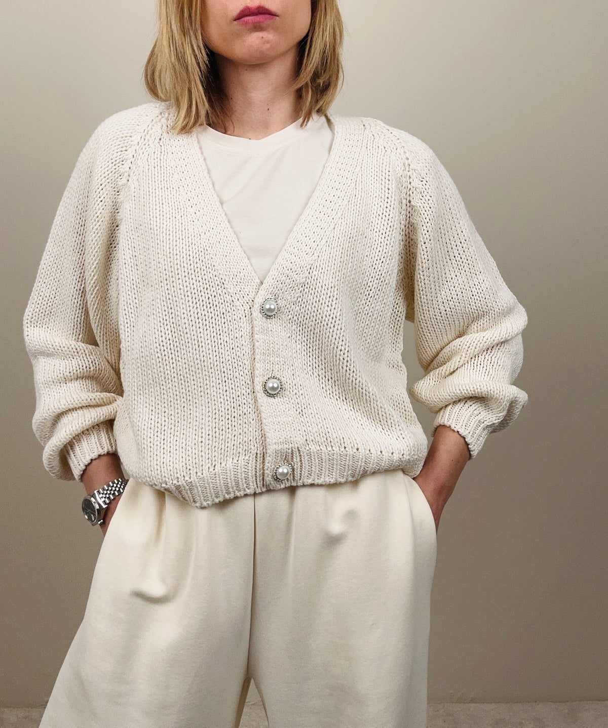 Cardigan con bottoni gioiello