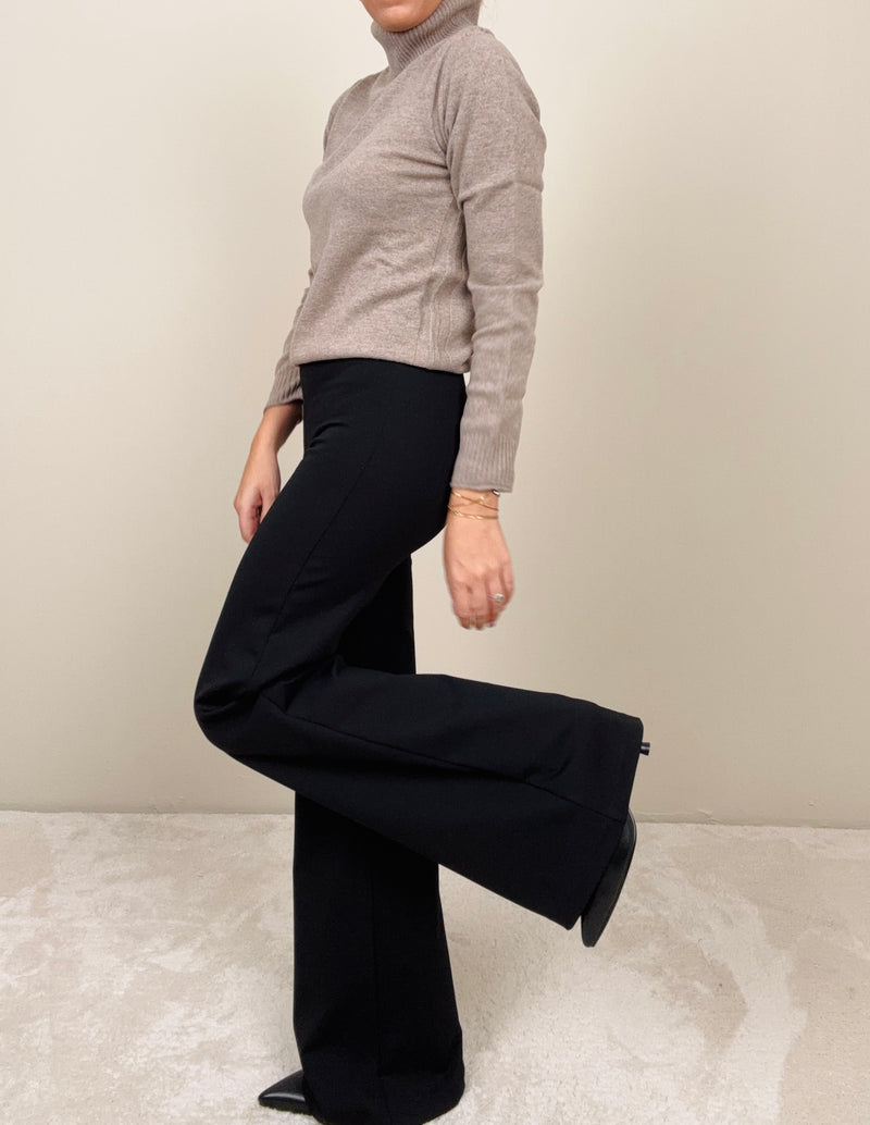Pantalone zampa punto Milano