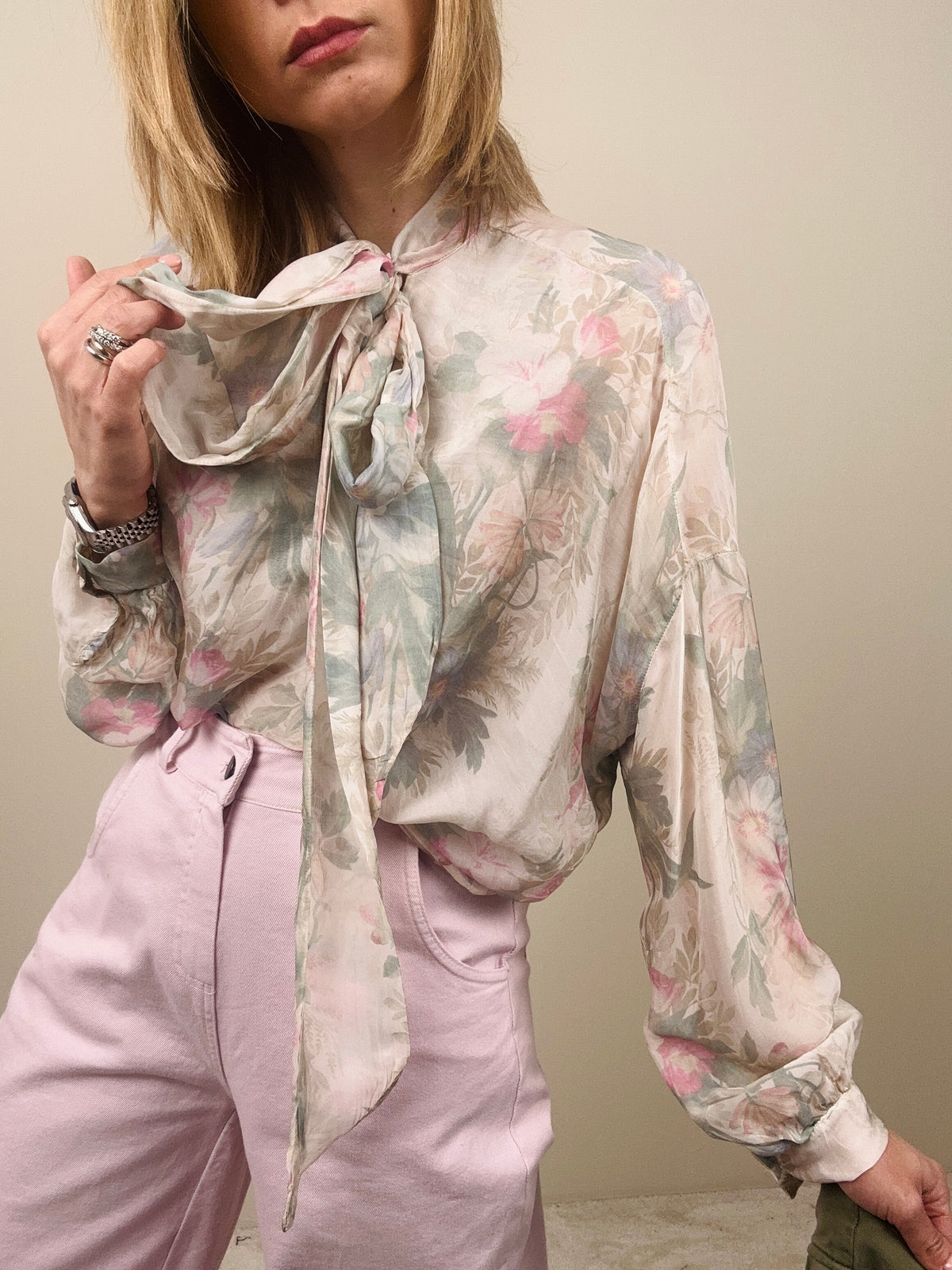 Camicia con fiocco rosa-salvia