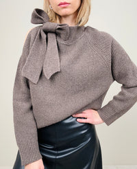 Maglione con fiocco 100%lana