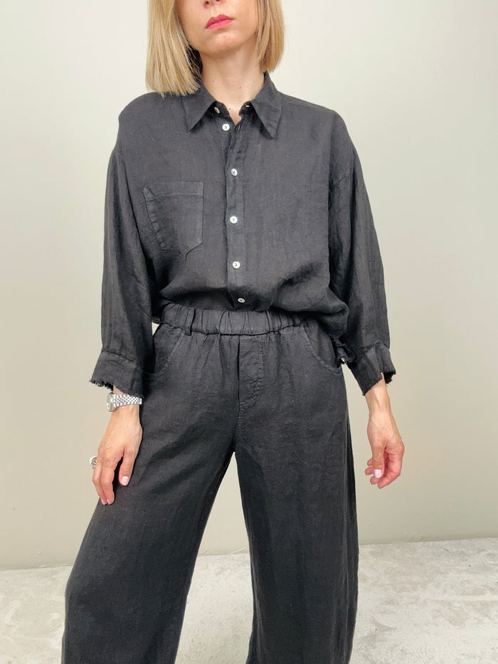 Camicia in lino nera dettagli sfrangiati