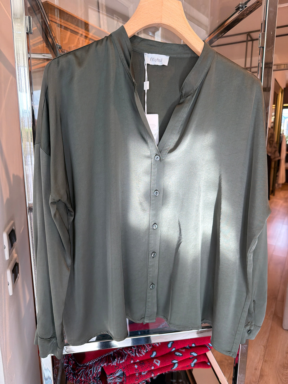 Camicia fluida con bottoncini