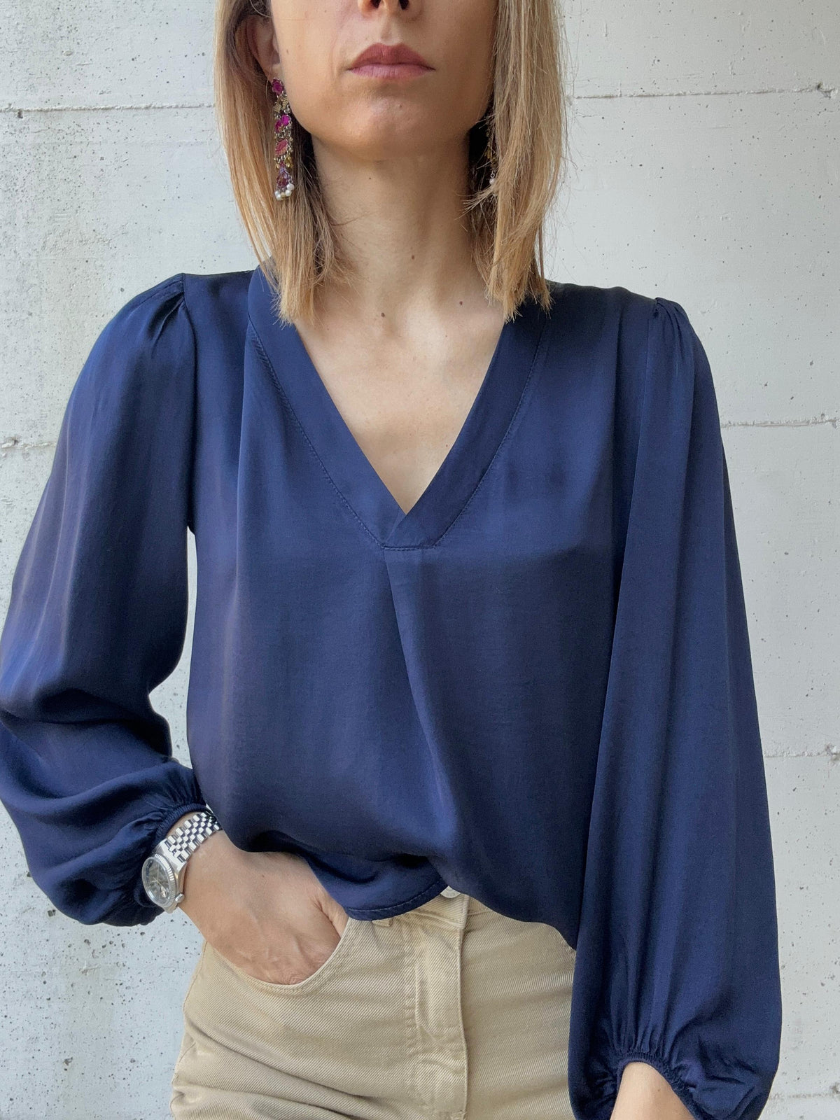 Blusa scollo a V (più colori)