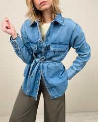 Overshirt in jeans con cintura in vita