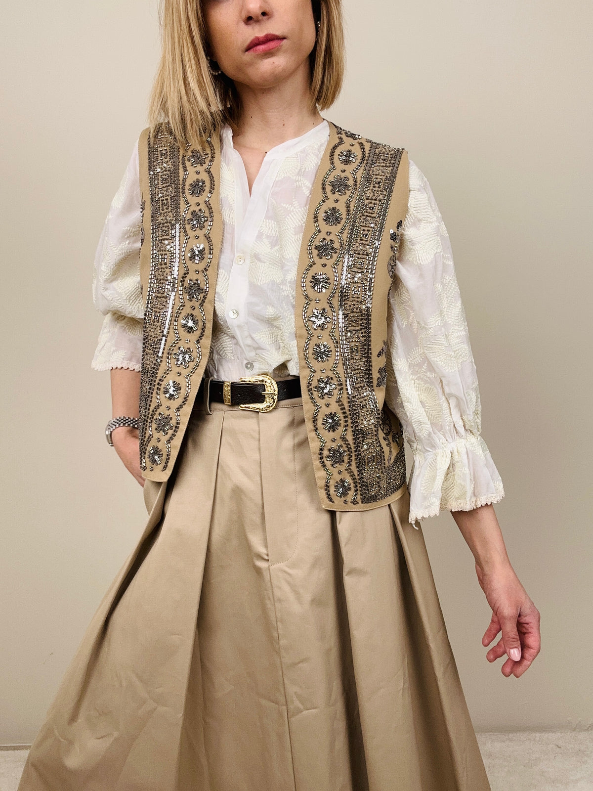 Gilet con ricami