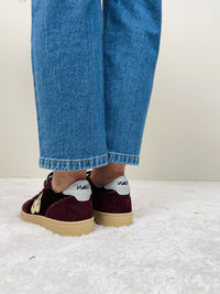 Ginnica bordeaux
