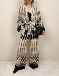 Pantalone in fantasia geometrica