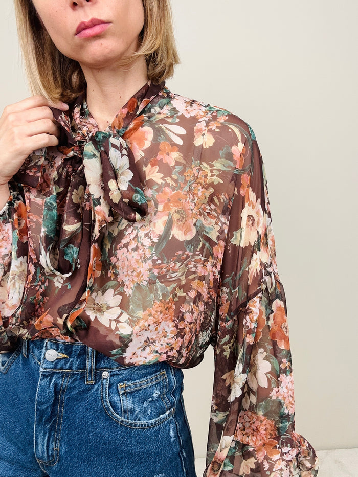 Camicia con fiocco cacao