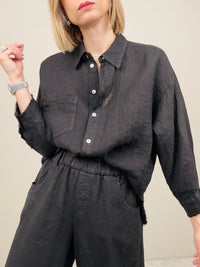 Camicia in lino nera dettagli sfrangiati