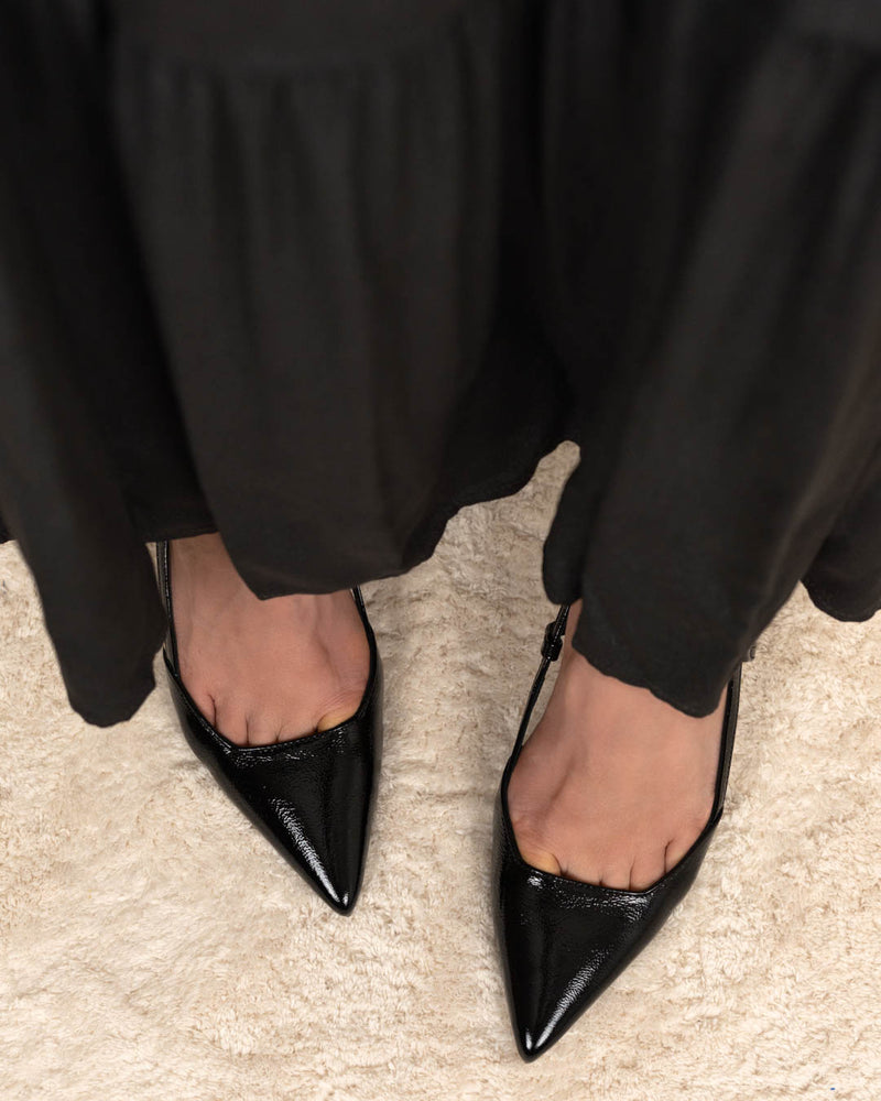 Slingback nera in vernice