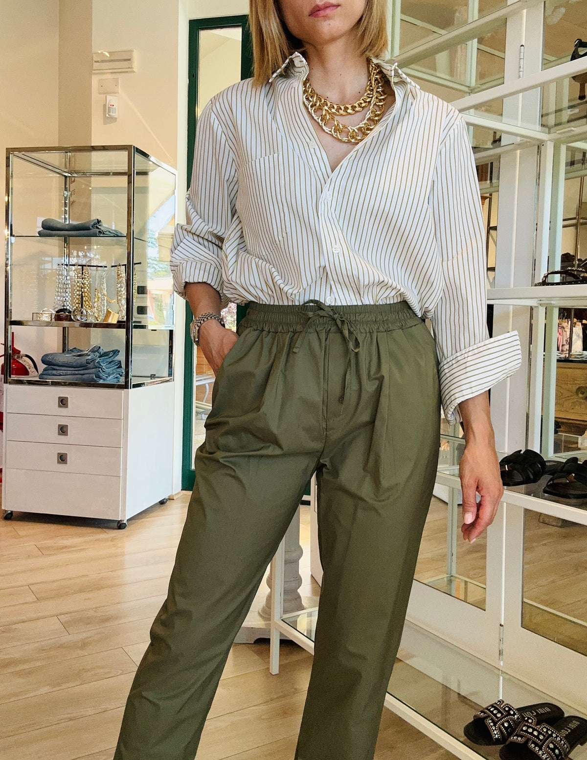 Pantalone in cotone con elastico in vita (più colori)