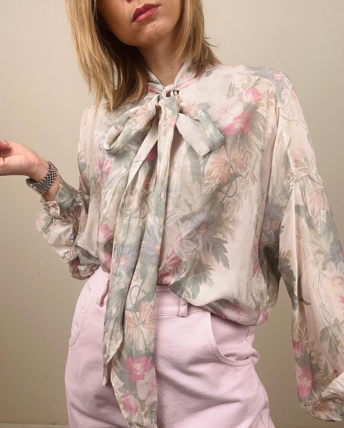 Camicia con fiocco rosa-salvia