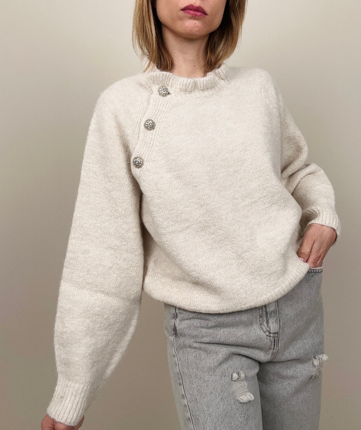 Maglione con bottini gioiello (più colori)